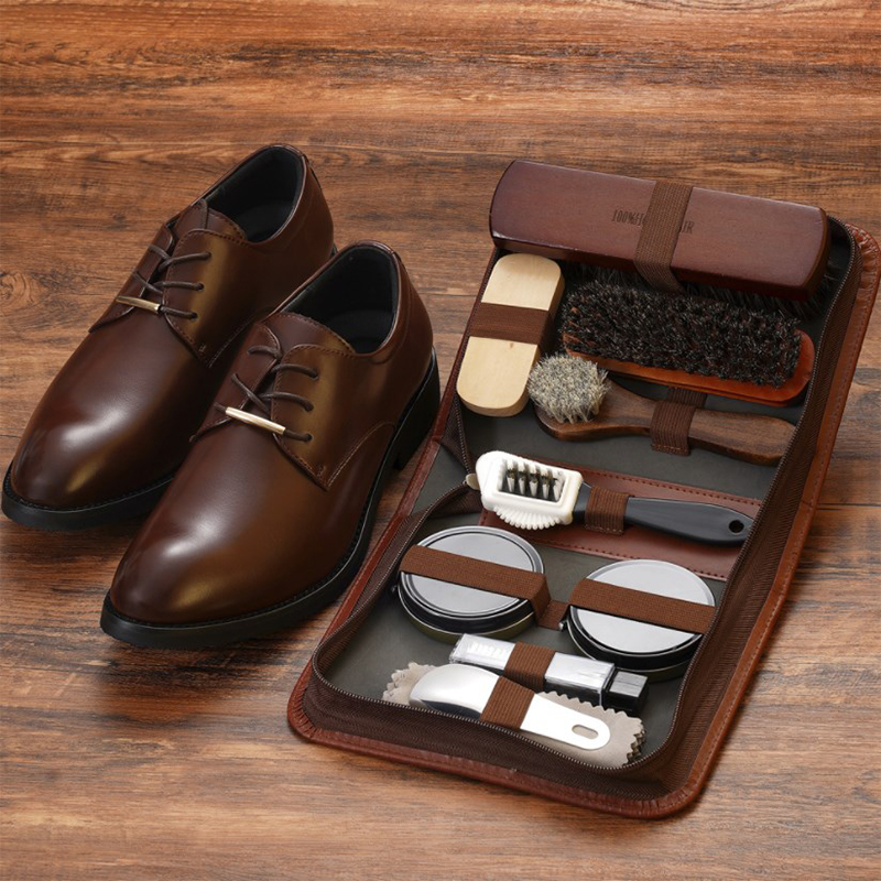 Ensemble de brosses à chaussur - Care For Sneaker avis et prix